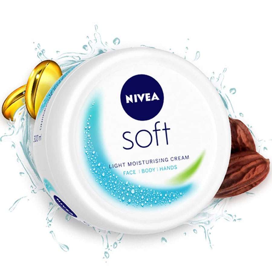 NIVEA Soft Light Moisturising Cream 300ml Jar
(300ml) - Image 2
